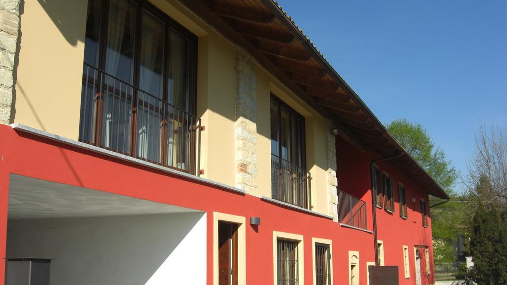 B&B Rooms Moncalvo Buitenkant foto